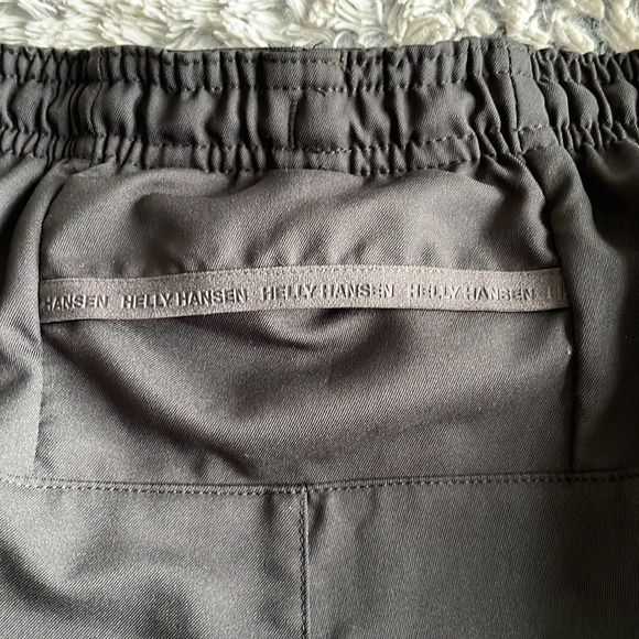 Helly Hansen Black Rask Shorts NWT - Picture 6 of 10